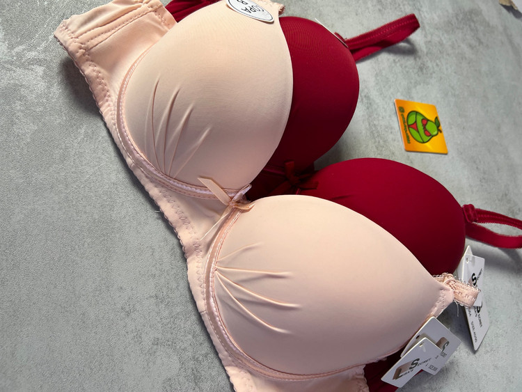 سوتین اسفنجی فنر دار Lisa secret